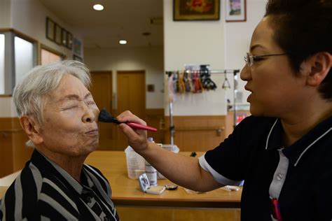 有料老人ホーム 大阪 ～ 未来の高齢者ケアを考える